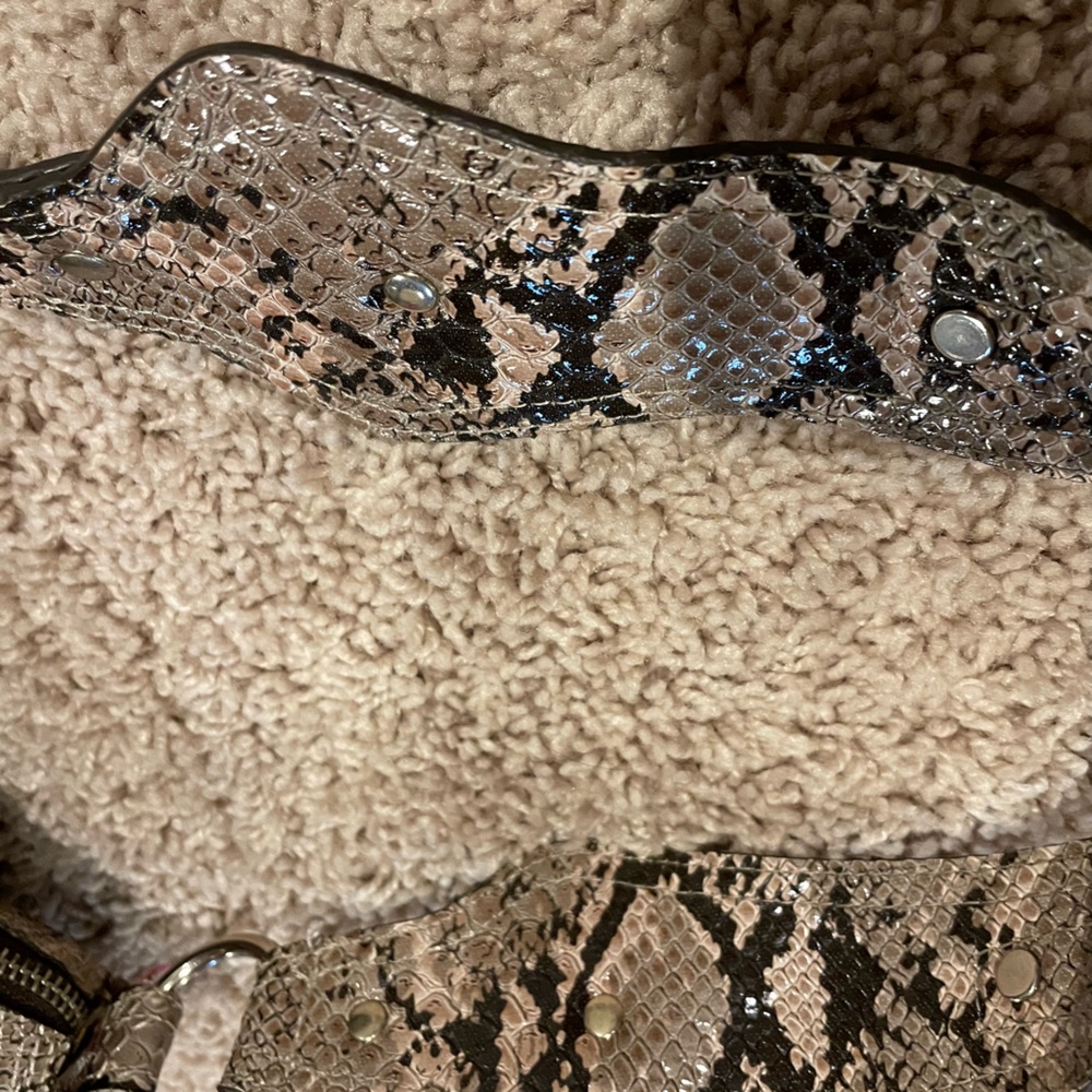 Guess Brown Monogram Shoulder Bag with Snake-Print Trim - Picture 6 of 10